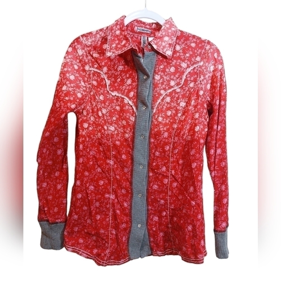 BKE LADIES LONG SLEEVE FITTED BUTTON UP FLORAL PRINT TOP- S - Picture 2 of 5